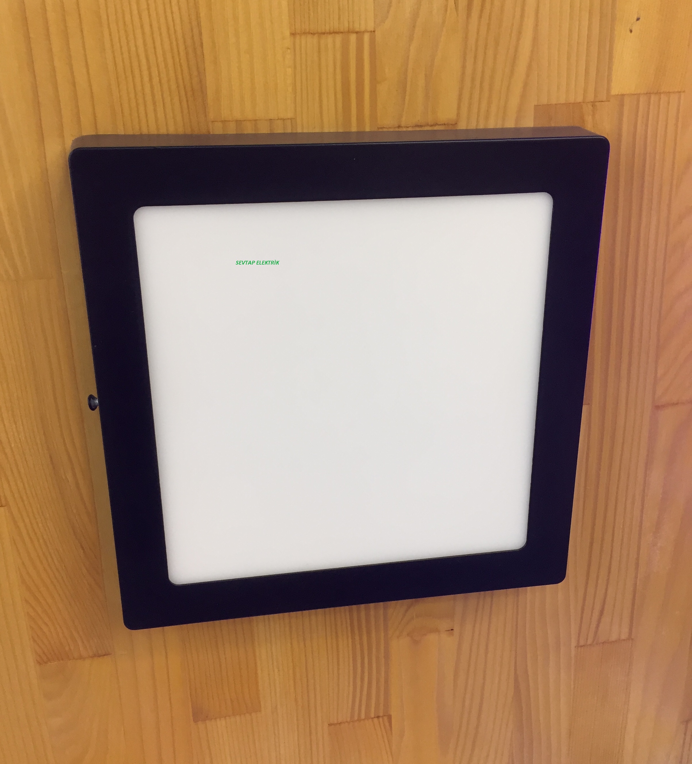 18W KARE SIVA ÜSTÜ LED PANEL SİYAH